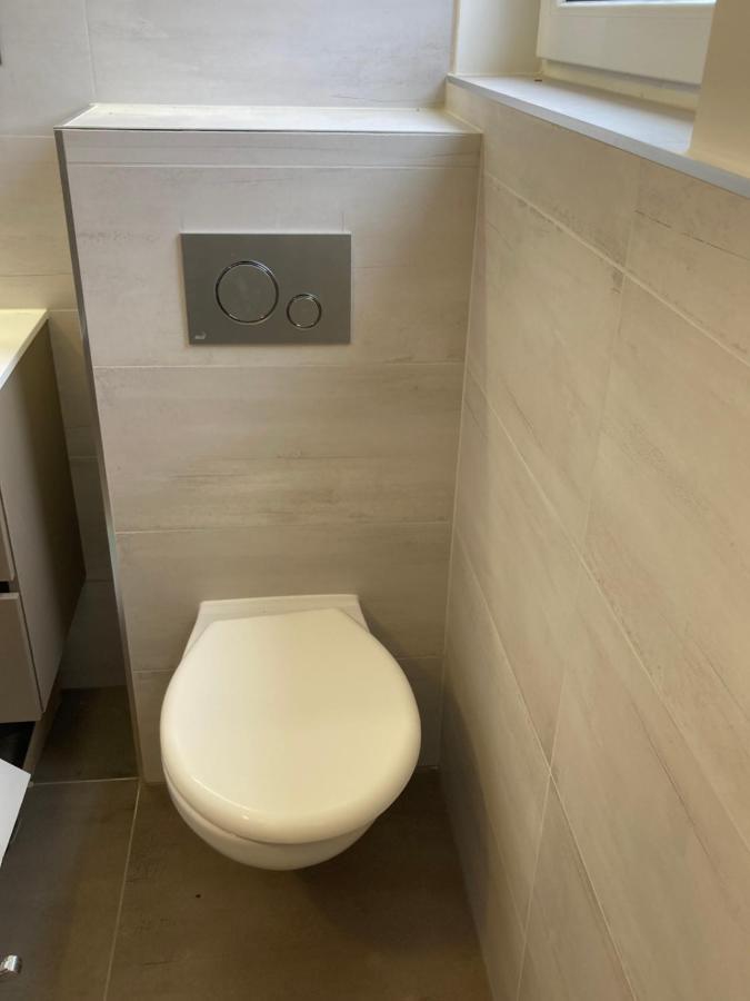 Kuenszler Apartmanhaz Zamárdi Eksteriør billede