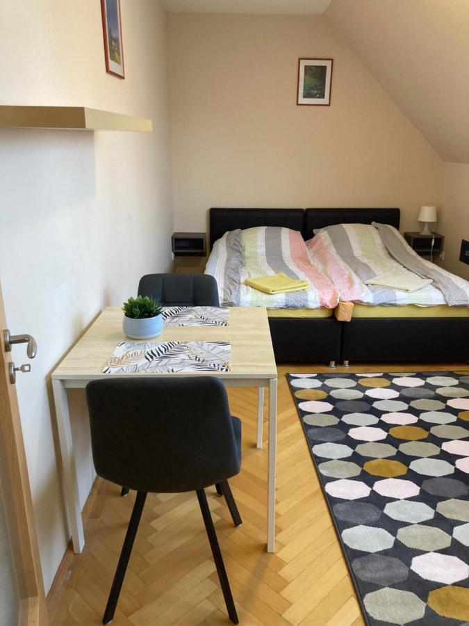 Kuenszler Apartmanhaz Zamárdi Eksteriør billede