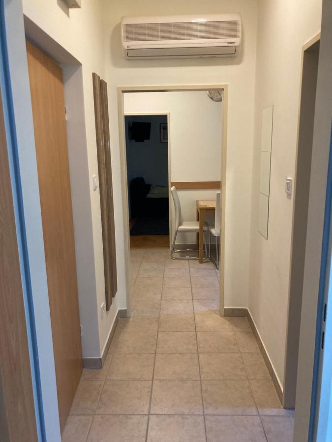 Kuenszler Apartmanhaz Zamárdi Eksteriør billede