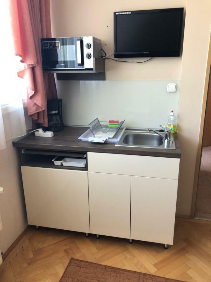 Kuenszler Apartmanhaz Zamárdi Eksteriør billede